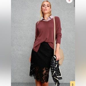 EUC Lulus Black Lace Midi Skirt S